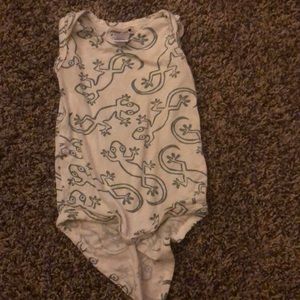 Spearmint love lizard onesie